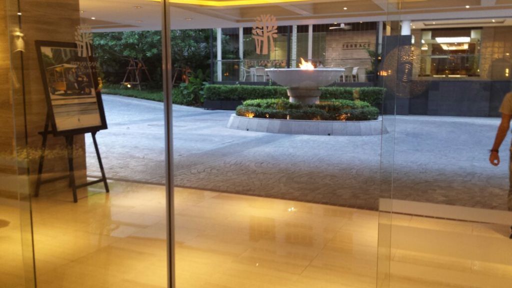 Hotel Lobby (Arrival)