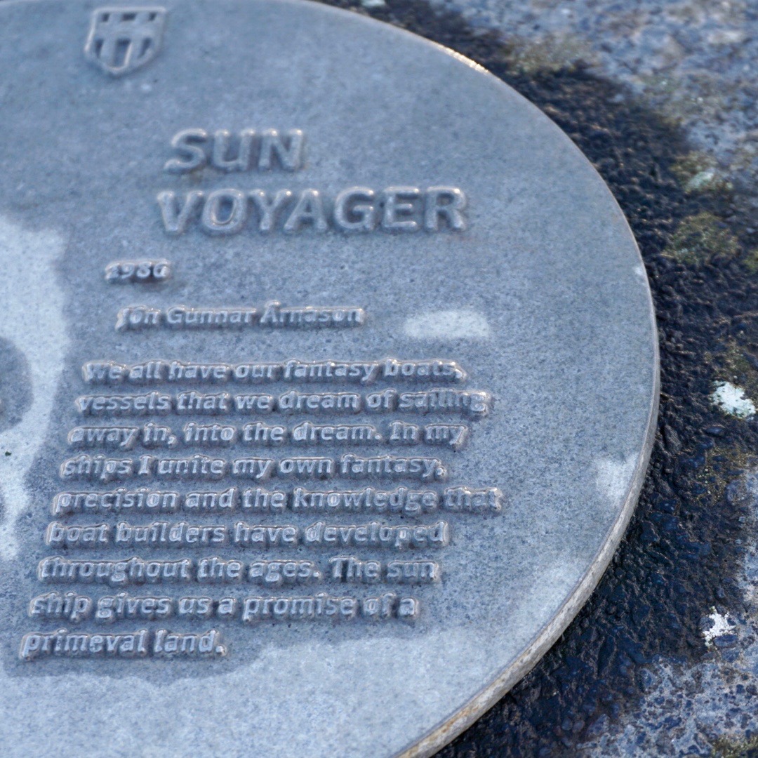 21CDF0F8-ECB6-47CD-A84B-3D08AC388743