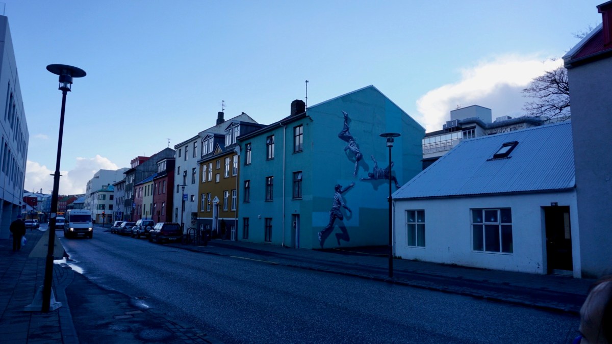 E51DD524-6BBC-402F-A338-61F0875B4E3D