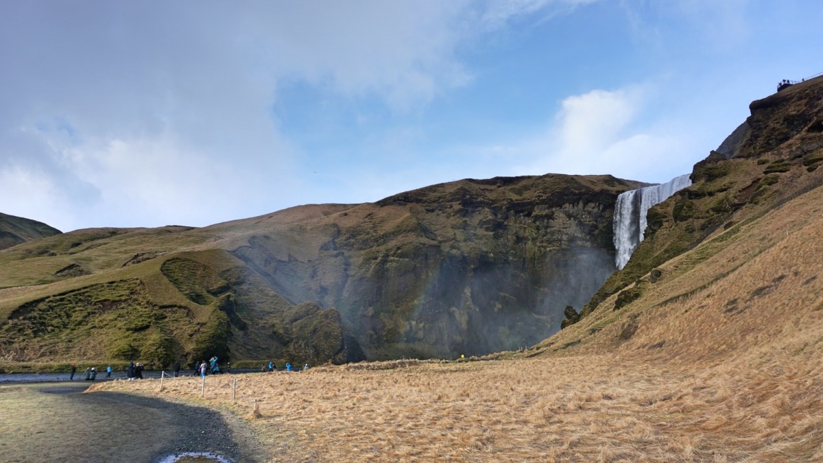 202B14BB-1F7C-4128-8789-CA1BB3B47A8C