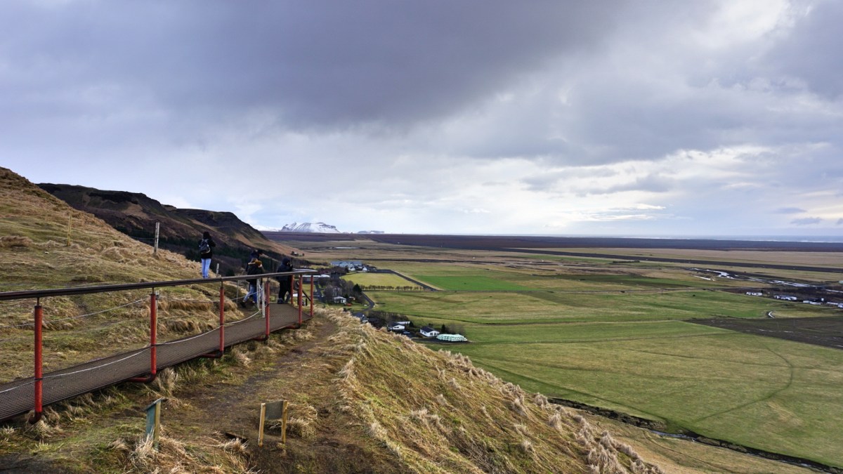 BC4F021C-64C1-48F0-A1CA-DA8CCDE23605