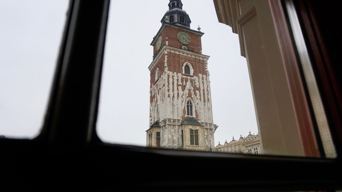 03A188B3-5B20-4E37-921E-890ED2DC1A6E 2