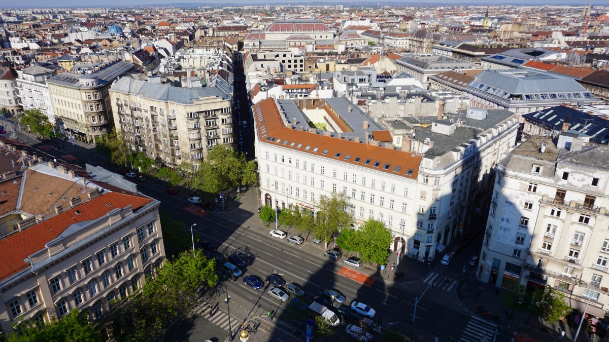 CBEE2681-5909-436F-A742-41C9B964AC90